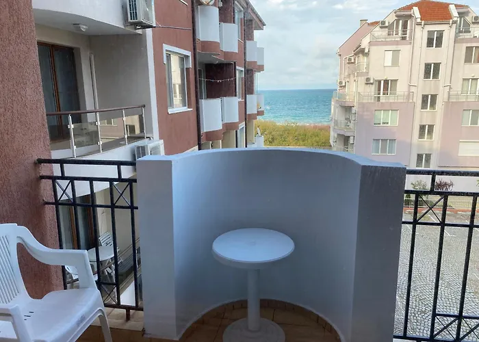 Апартамент Raija - Sea View *